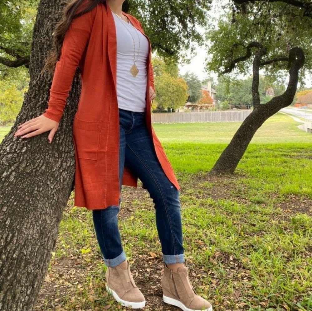 Cardigan - Picture 2 of 2